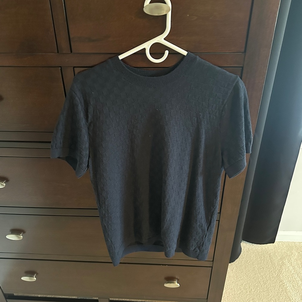 H&M sweater style t shirt